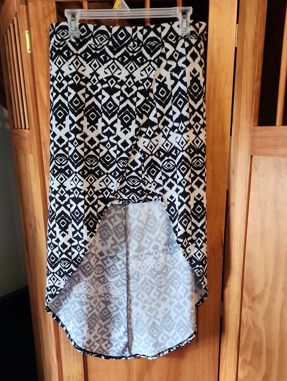 Black & White Geometric High-Low Women's Skirt